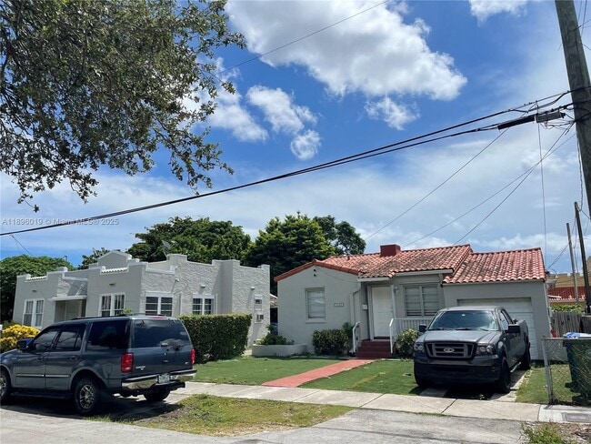Building Photo - 2380 NW Flagler Terrace Unit S