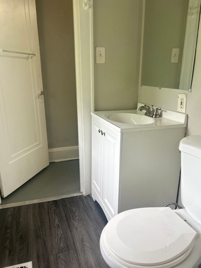 Photo - 614 Madison Ave Unidad #3