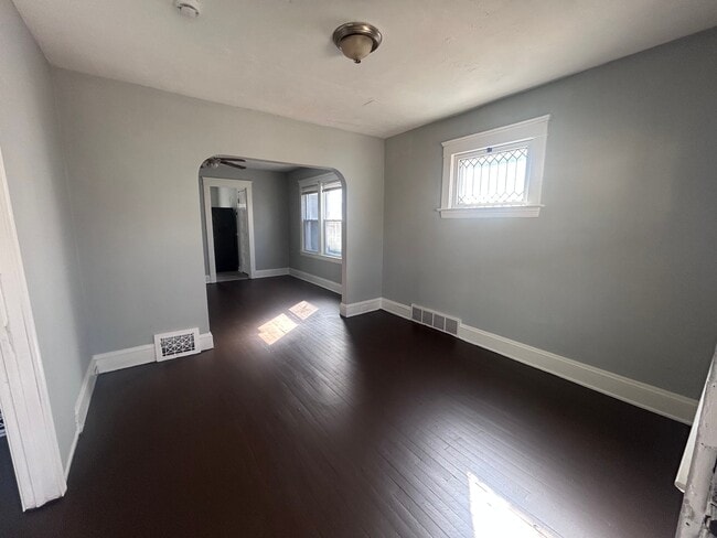 Photo - 13414 Ferris Ave Unit Down