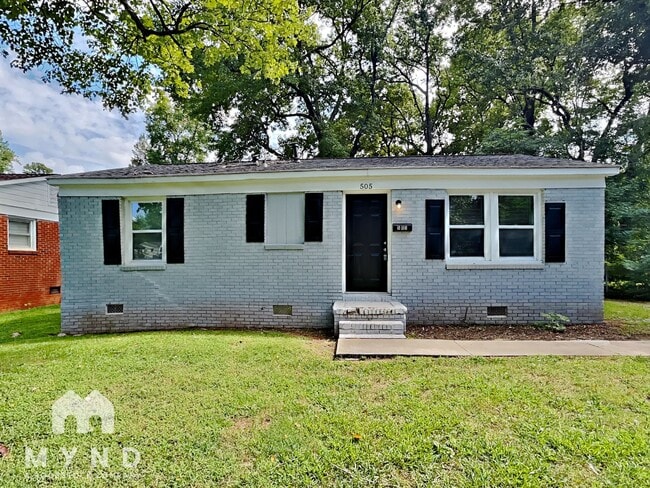 Photo - 505 Sinclair St House