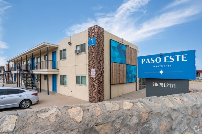 Building Photo - Paso Este Rental