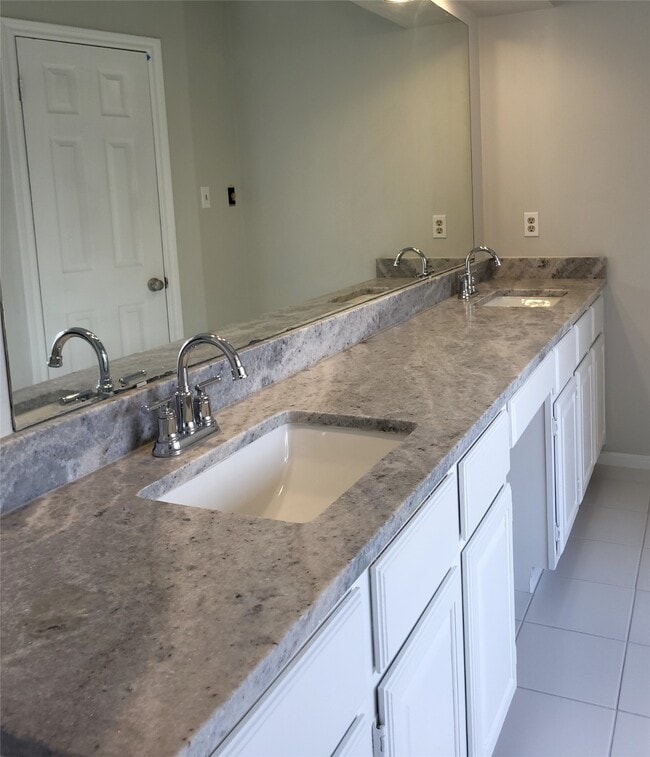 Photo - 8110 Green Devon Dr