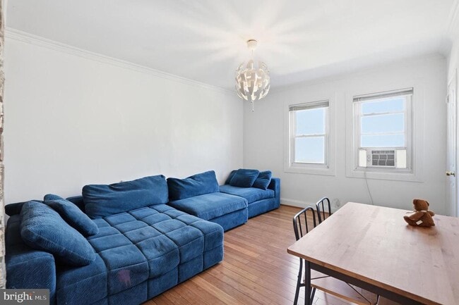 Building Photo - 1701 Montello Ave NE Unit A