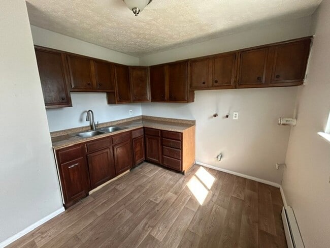 Photo - 138 Mendel Ct Unit 1