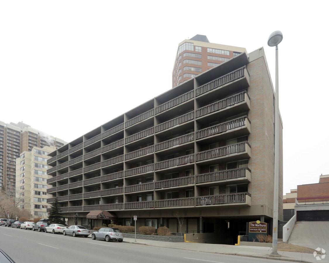 Photo - Central on 12th