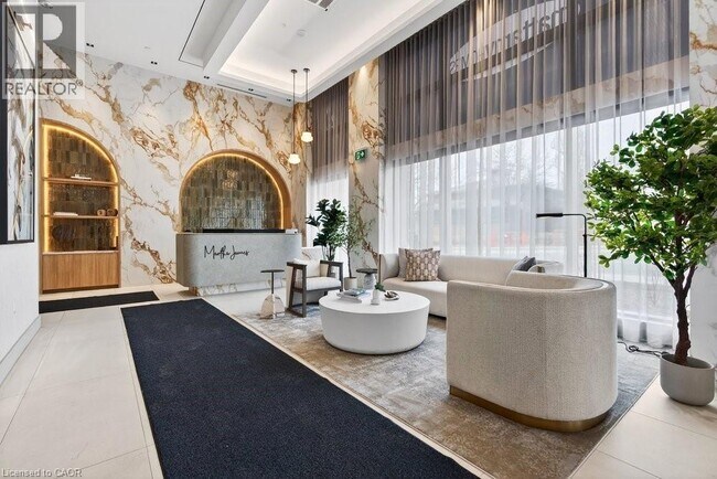 Photo - 2088 James St Unit 702