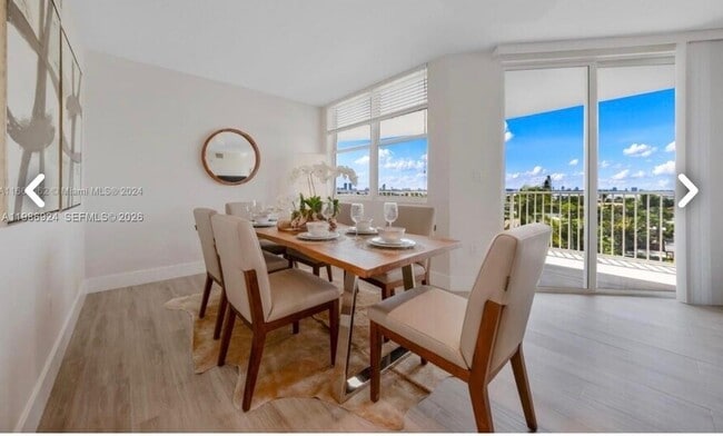 Photo - 1555 N Treasure Dr Unidad 509