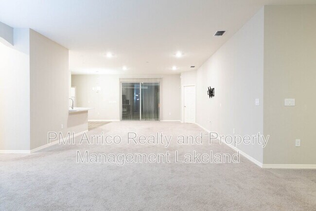Photo - 1069 Montgomery Ln