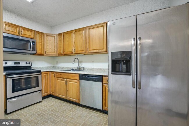 3800 Powell Ln Unit 619