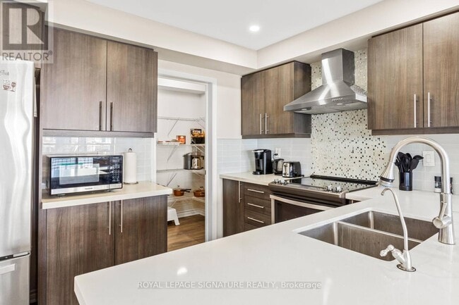 Photo - 11 Eckford Ln