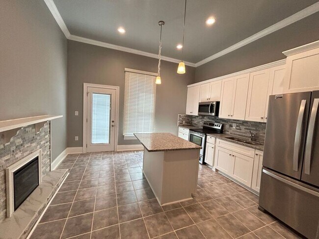 Photo - 3187 E Point St