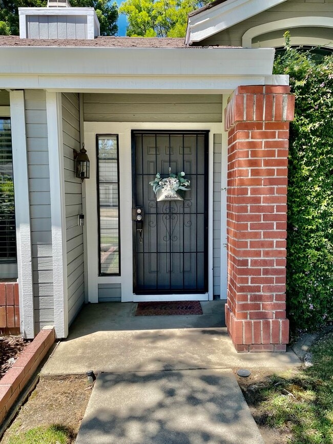 1412 Mother Lode Dr