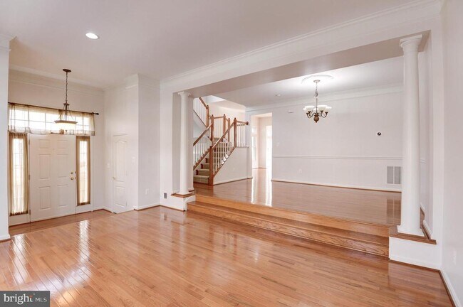 Photo - 43043 Pallan Terrace