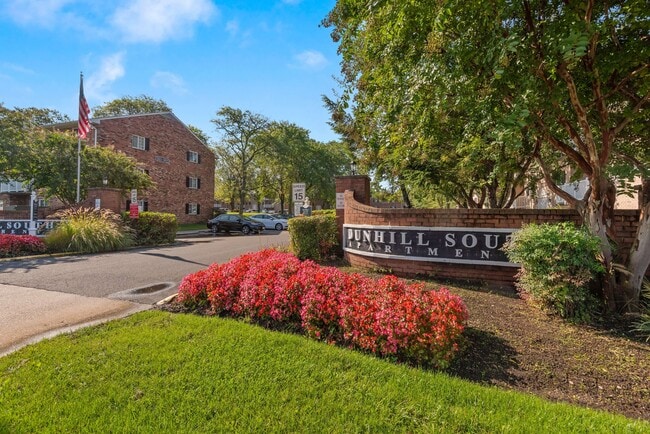 Dunhill South Apartments
