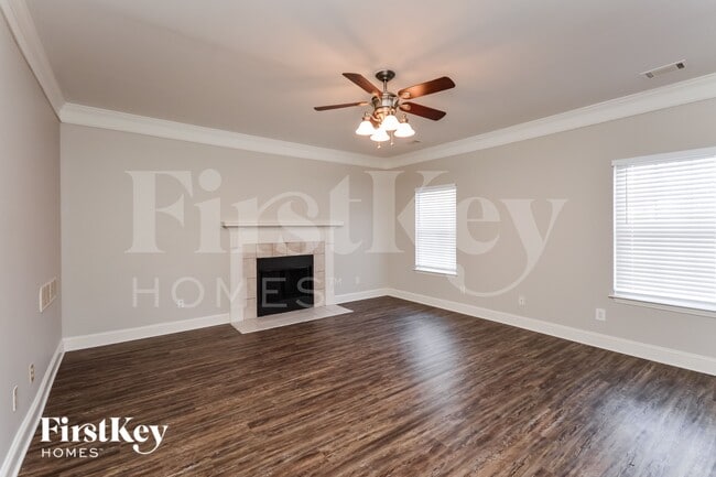 Photo - 4611 River Rd