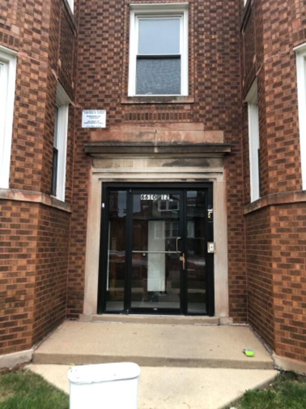 Photo - 6612 S Albany Ave