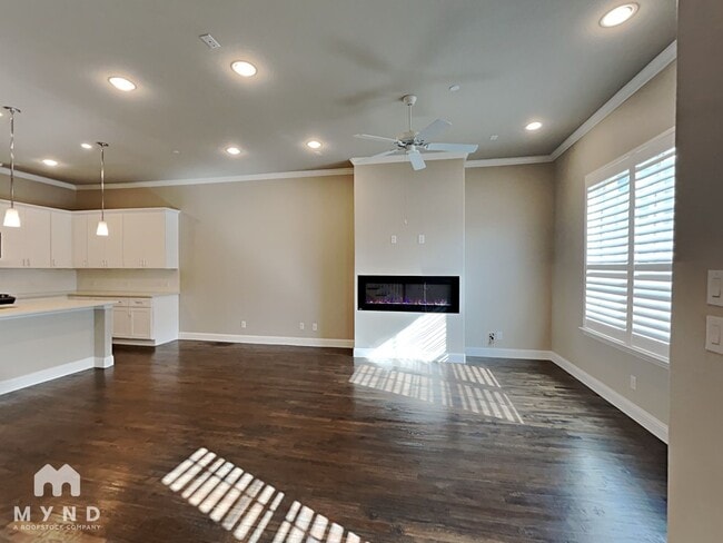 Photo - 2805 Lindale Dr