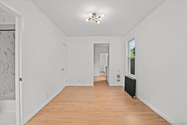 Photo - 152 Summerfield St Unidad 1 Left