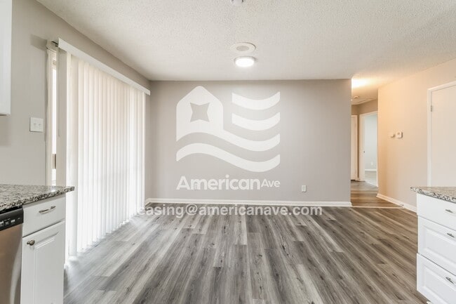 Photo - 5801 Southwick Dr