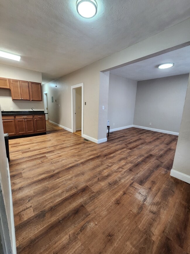 Building Photo - 52 Deering Rd Unit 1