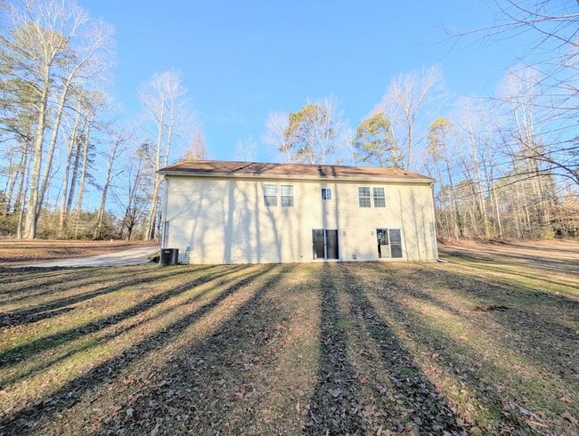 Photo - 5281 Barham Rd