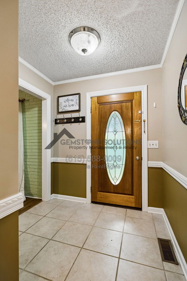 Photo - 1912 Graceland Dr