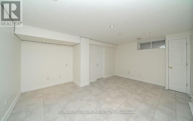 Photo - 61 Snowcrest Ave