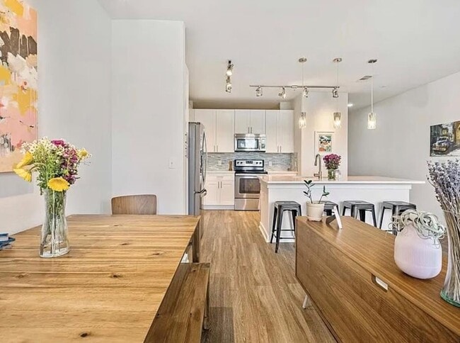 Photo - 1900 Barton Springs Rd Unit 5040