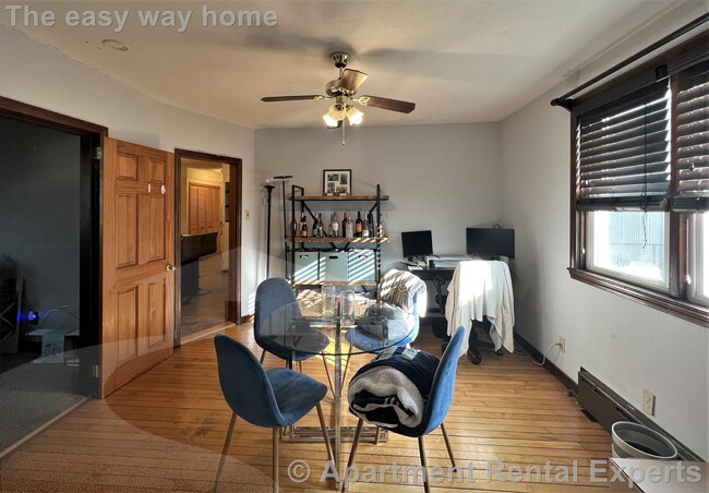 Photo - 10 Winchester Ct Unidad #1