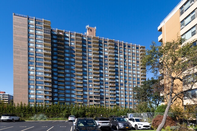 Photo - The Cryder House