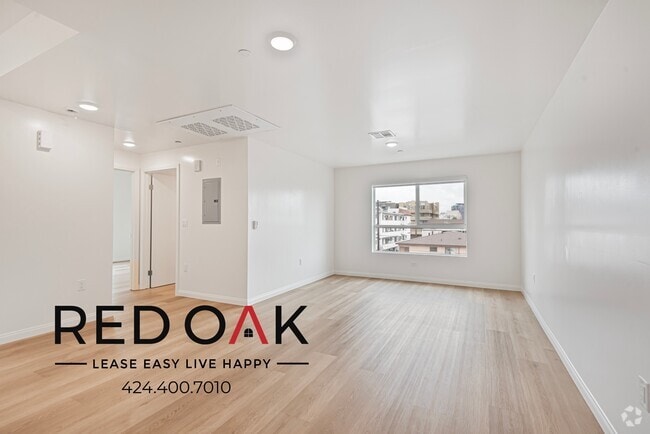 Building Photo - 218 S Occidental Blvd Rental