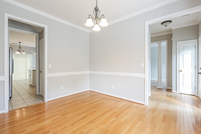 Photo - 117 Misty Crest Cir