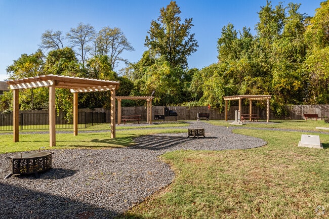 Photo - Riverstone Apartments