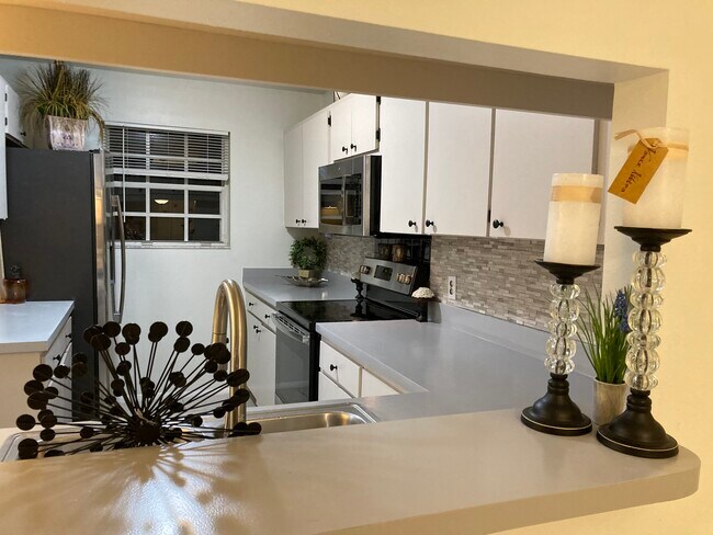 Photo - 11941 Skylake Pl Unit 11941