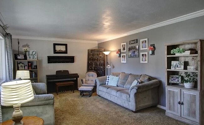Photo - 6 Bedroom Home For Rent In Rexburg!!