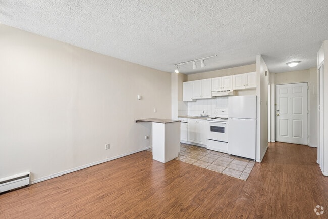 1 chambre, 1 salle de bain - 425 pi² Salon/Cuisine - The Ambassador
