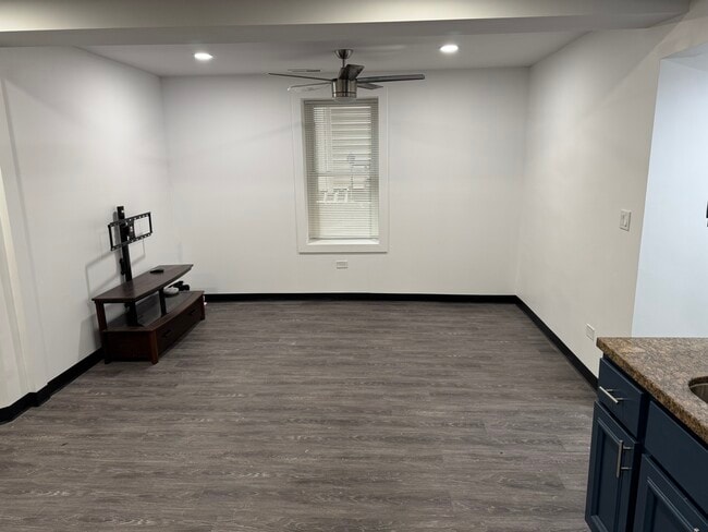 Photo - 2710 W 18th St Unit 2710 W 18th GARDEN