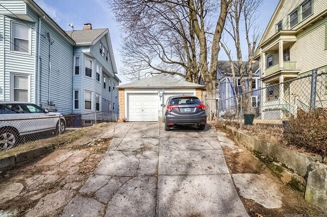 Photo - 152 Mansfield St Unit 2