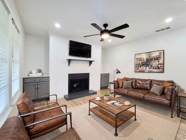 1BR, 1BA 634 SF- LIVING ROOM - Tramor at Cannon Place
