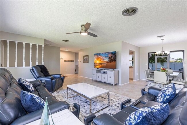 Photo - 1234 Pinebrook Way
