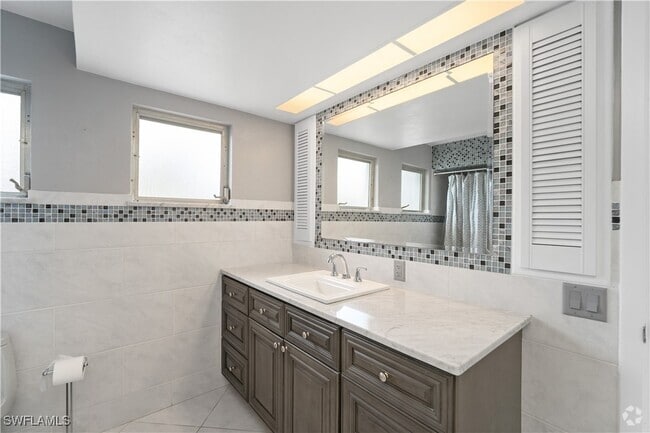Building Photo - 1411 Whiskey Creek Dr Rental