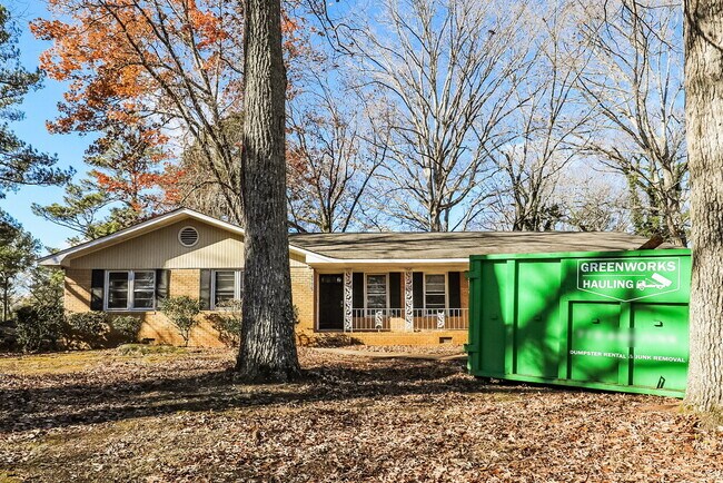 Building Photo - 4775 Ben Hill Rd