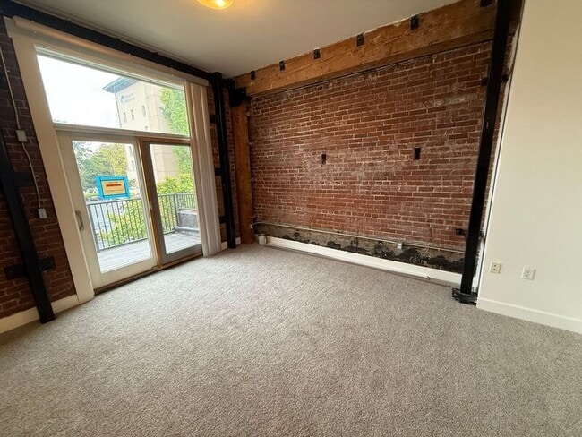 Photo - 160 Liberty St NE Unit #205