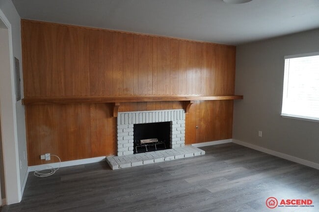 Photo - 6201 Hartman Ave