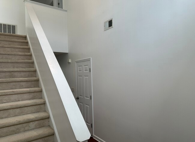 Photo - 1519 Hamilton Hills Dr