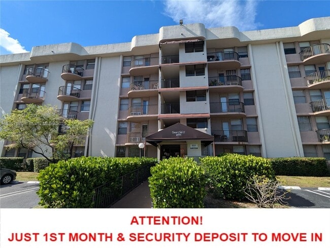 Building Photo - 2771 Riverside Dr Unit 311A Rental