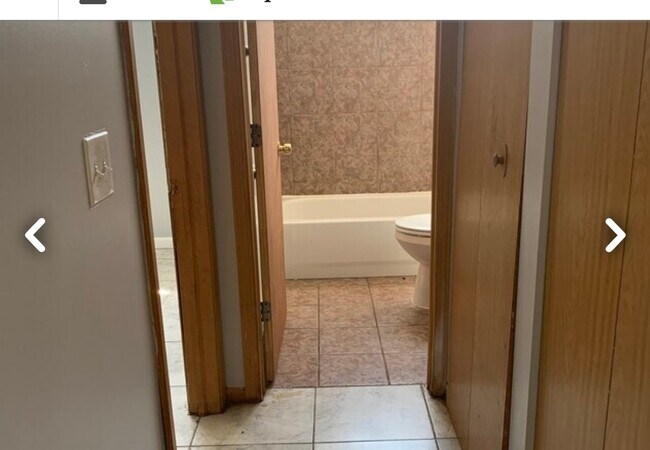 Photo - 7456 S Stewart Ave Unidad 3