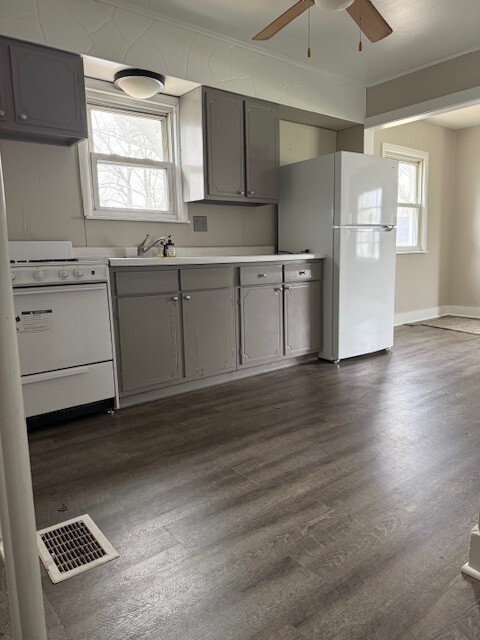 Photo - 707 Green Ridge Ave