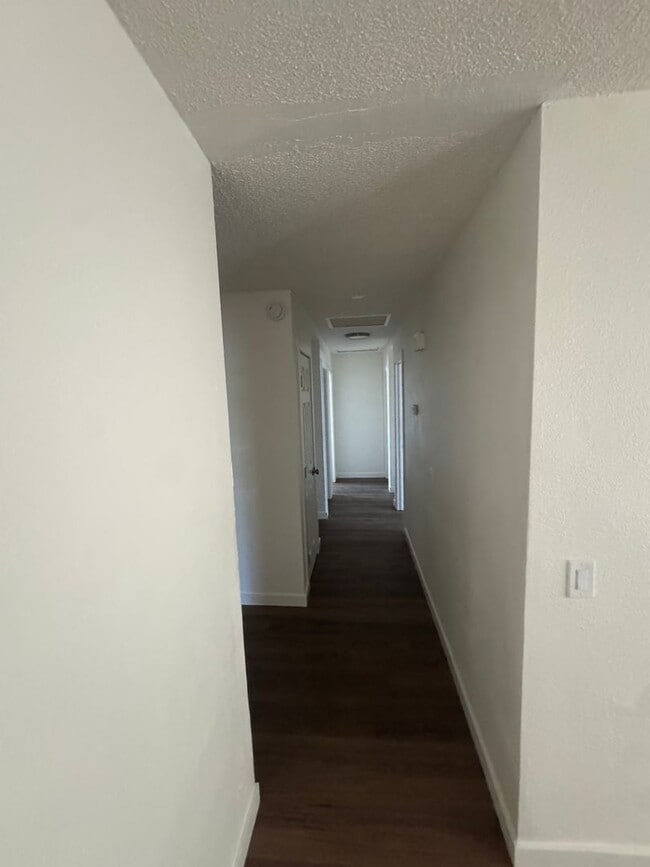 Photo - 21089 Klamath Rd