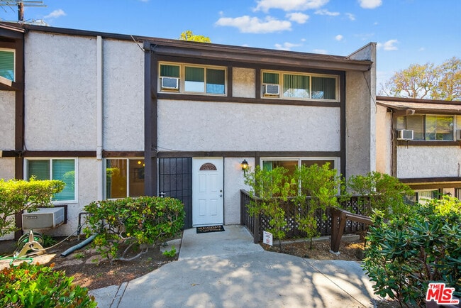 Building Photo - 394 Miraleste Dr Unit 496 Rental